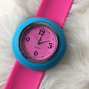 Ladies slap band pink blue wrist watch